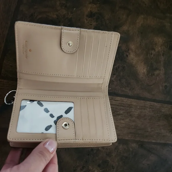 Kate Spade leather wallet - Picture 3 of 5